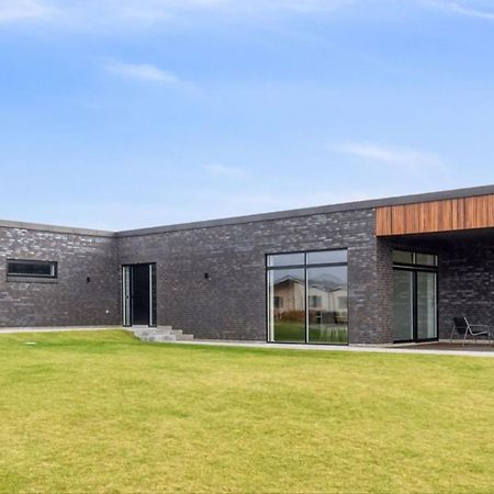 Bright, Quiet, Comfortable Room In A Luxury Home Horsens Exterior foto