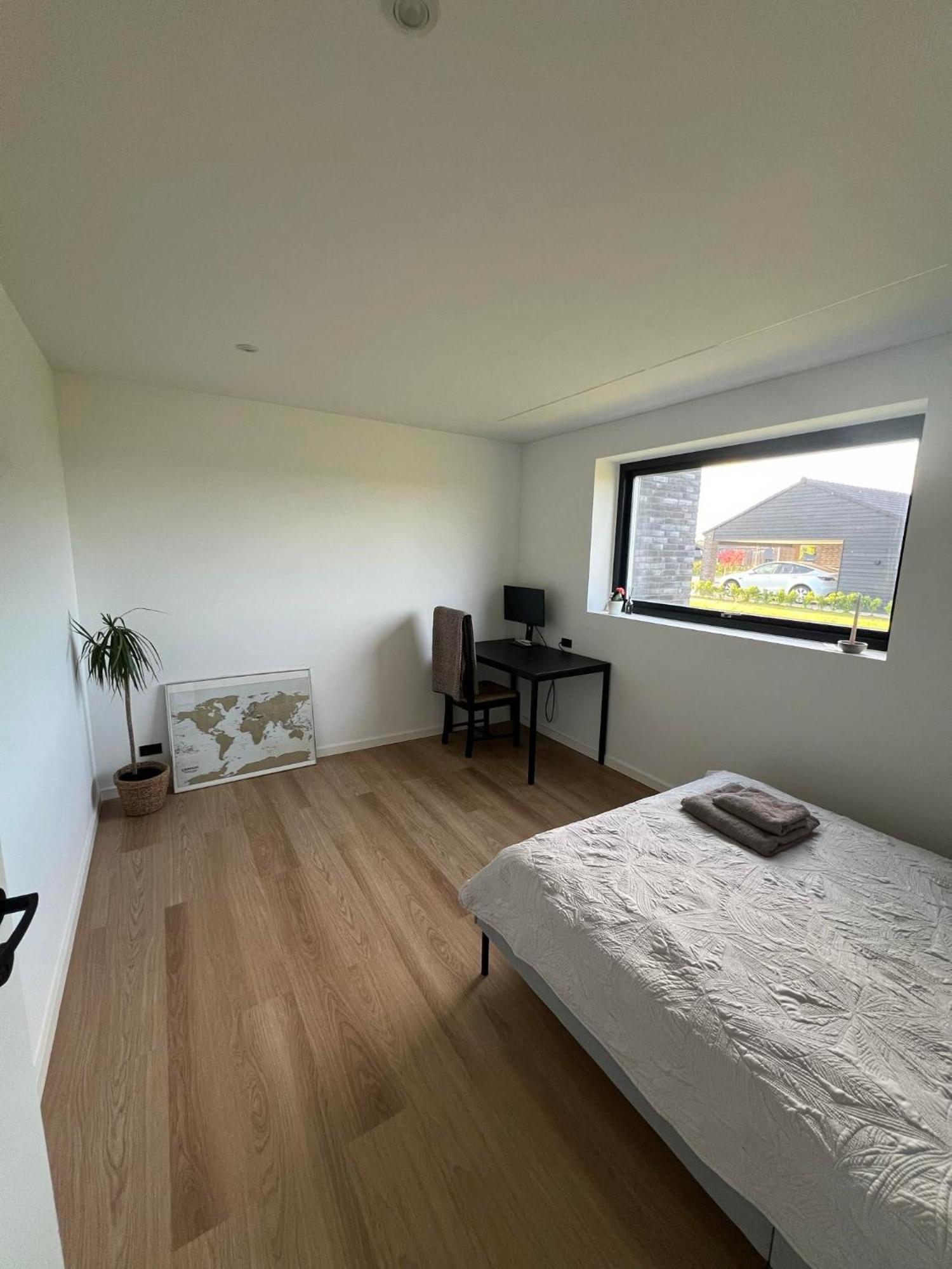 Bright, Quiet, Comfortable Room In A Luxury Home Horsens Exterior foto
