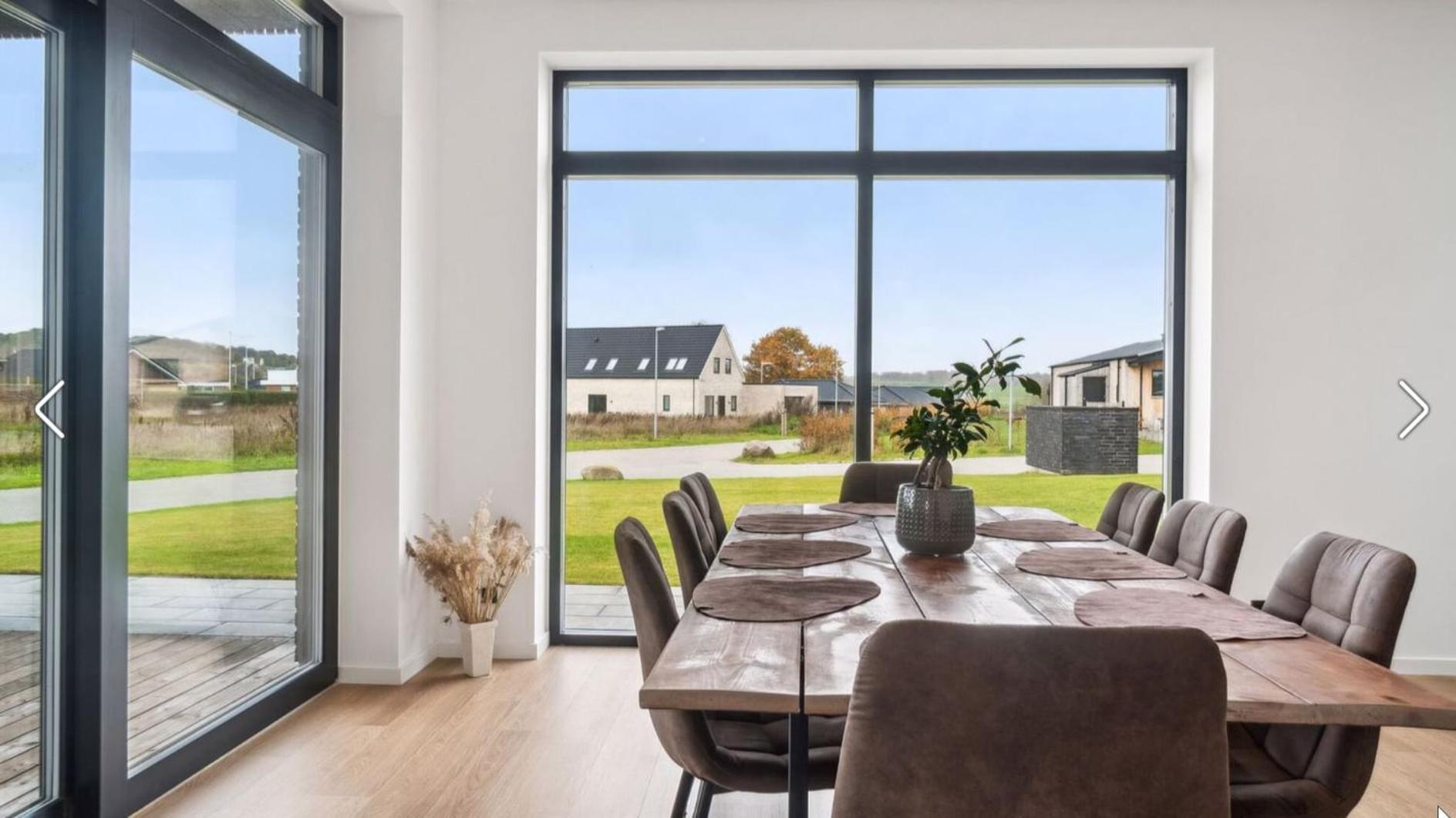 Bright, Quiet, Comfortable Room In A Luxury Home Horsens Exterior foto